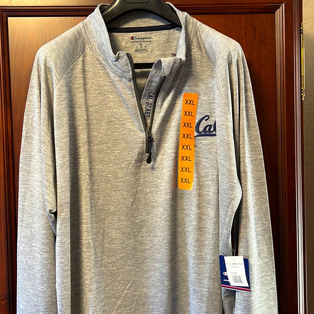 Champion Authentic Athletic Wear California Golden Bears 🐻 Gray sportswear!